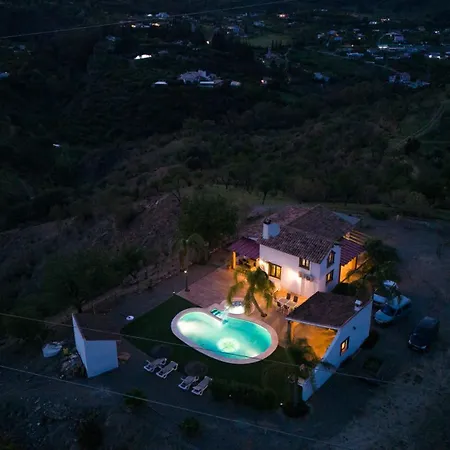 El Cerro - Piscina Y Jacuzzi *