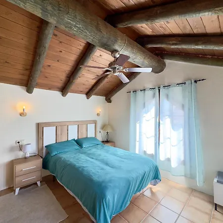 El Cerro - Piscina Y Jacuzzi *