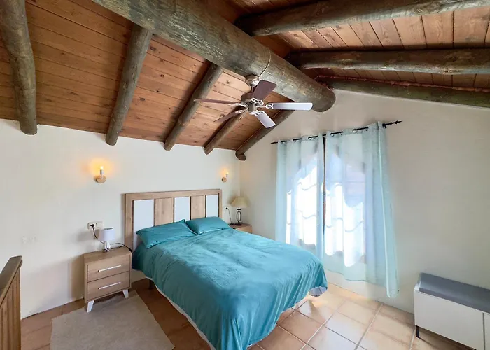 El Cerro - Piscina Y Jacuzzi *